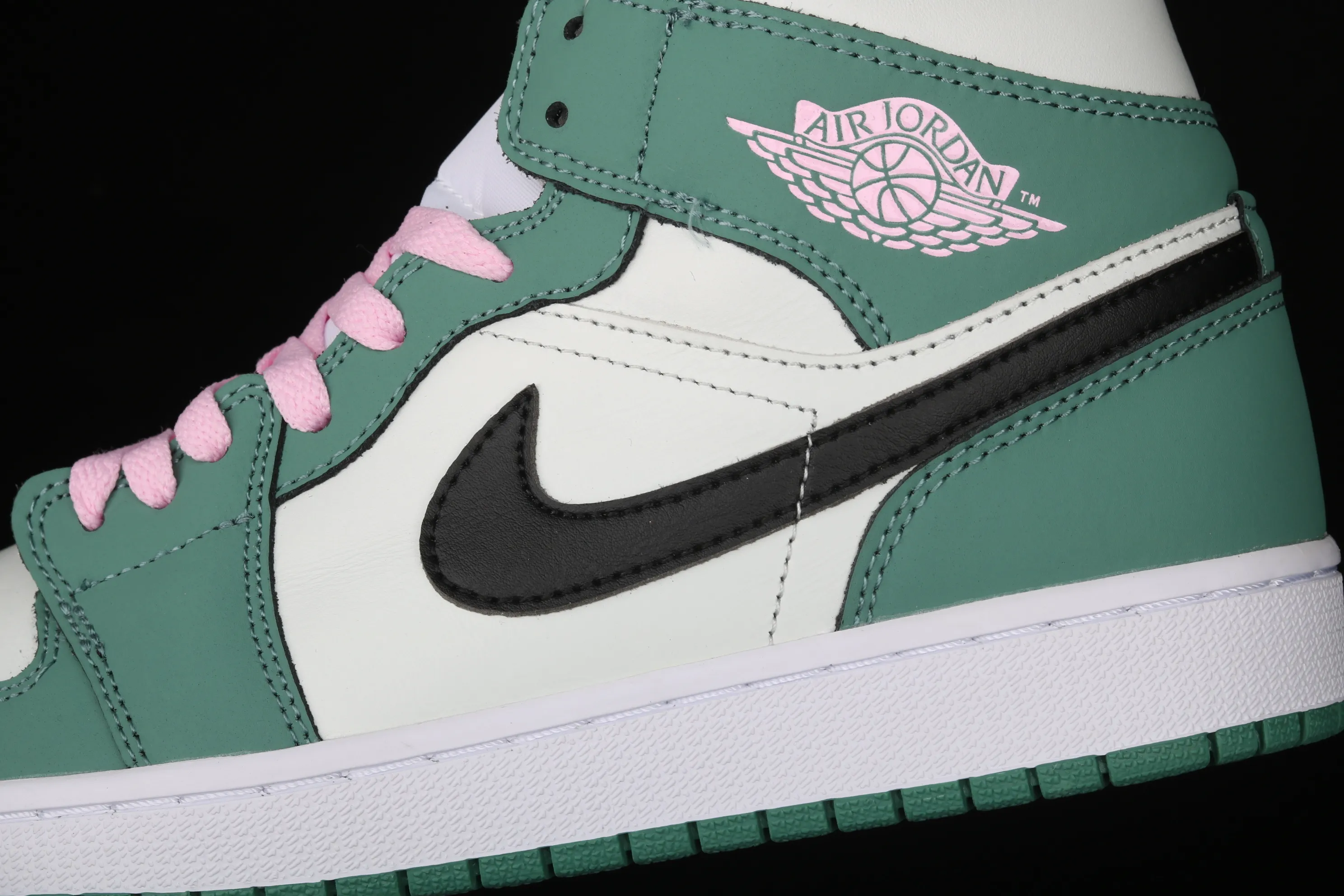 All categories Air Jordan Jordan series basketball shoes Air Jordan 1 Mid Air Jordan 1 Mid AJ1 Joe 1 grass green China basketball shoes CZ0774-300